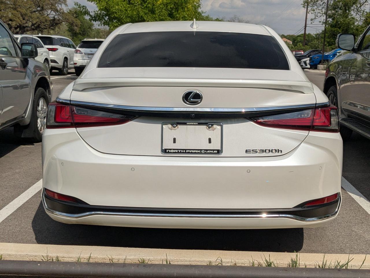 2024 Lexus ES 300h Ultra Luxury San Antonio TX