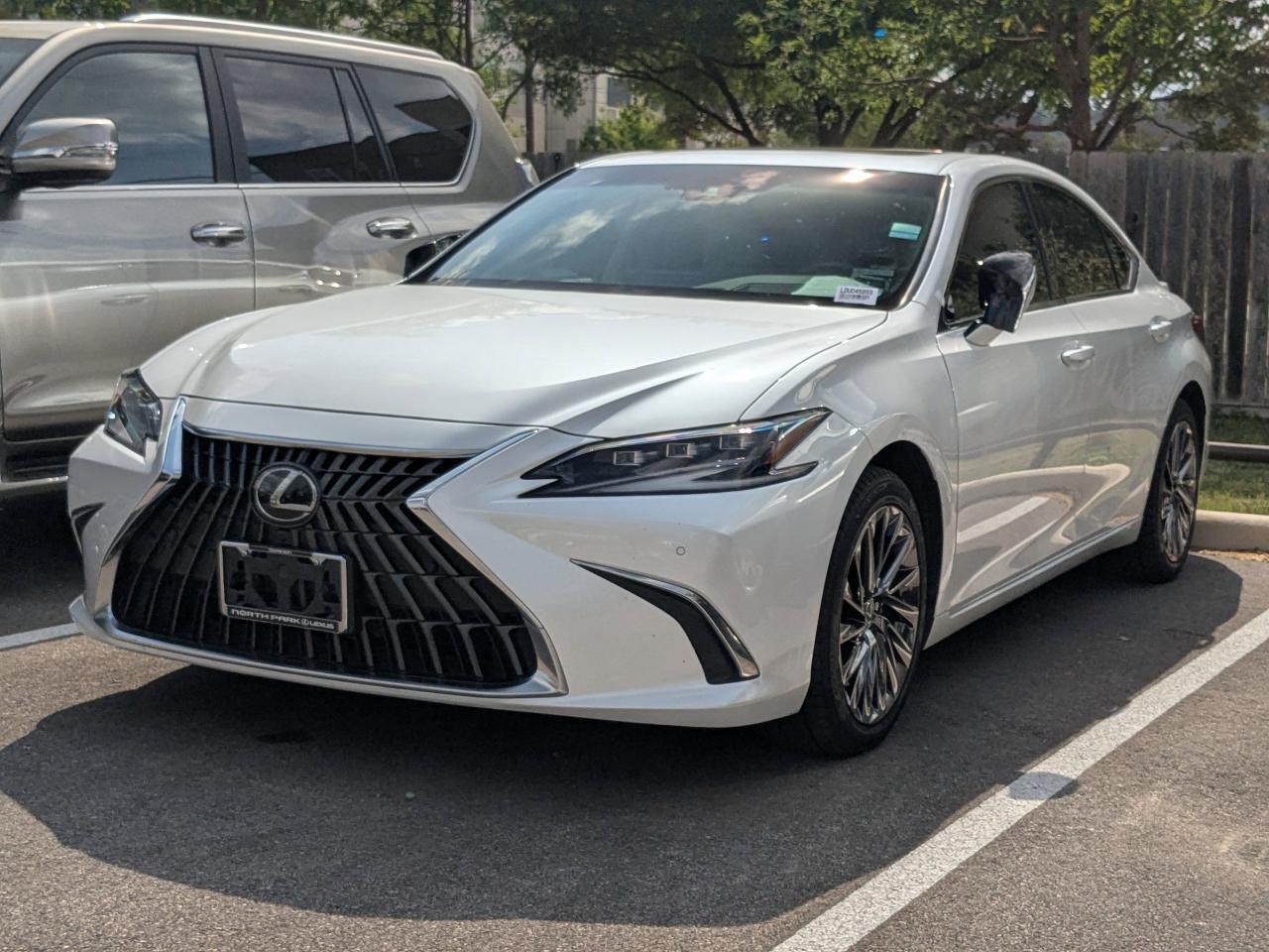 2024 Lexus ES 300h Ultra Luxury San Antonio TX