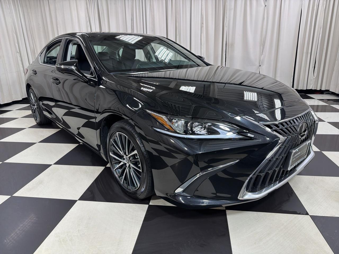 2024 Lexus ES