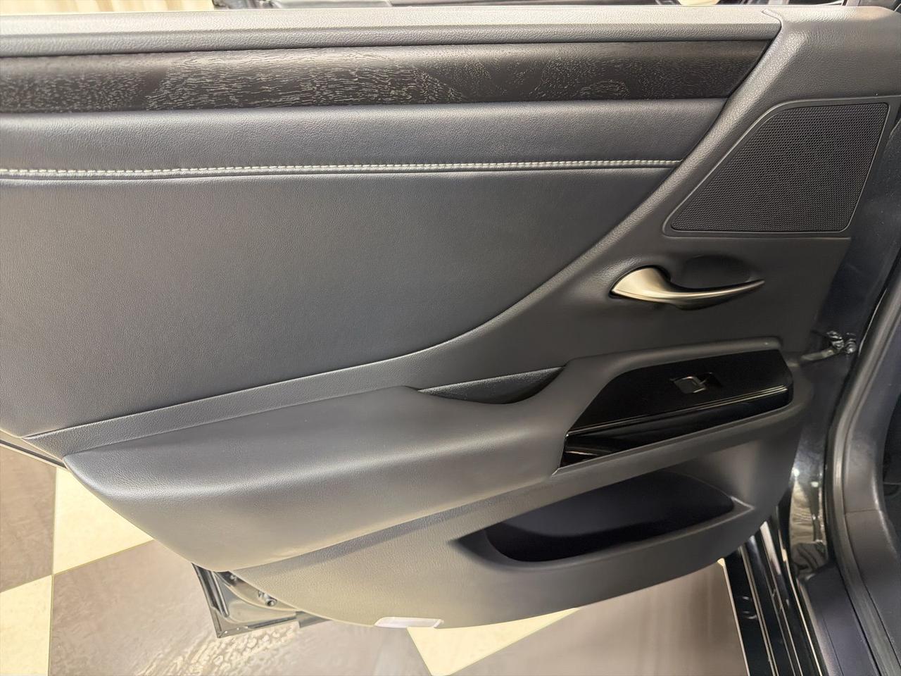 2024 Lexus ES 300h Annapolis MD