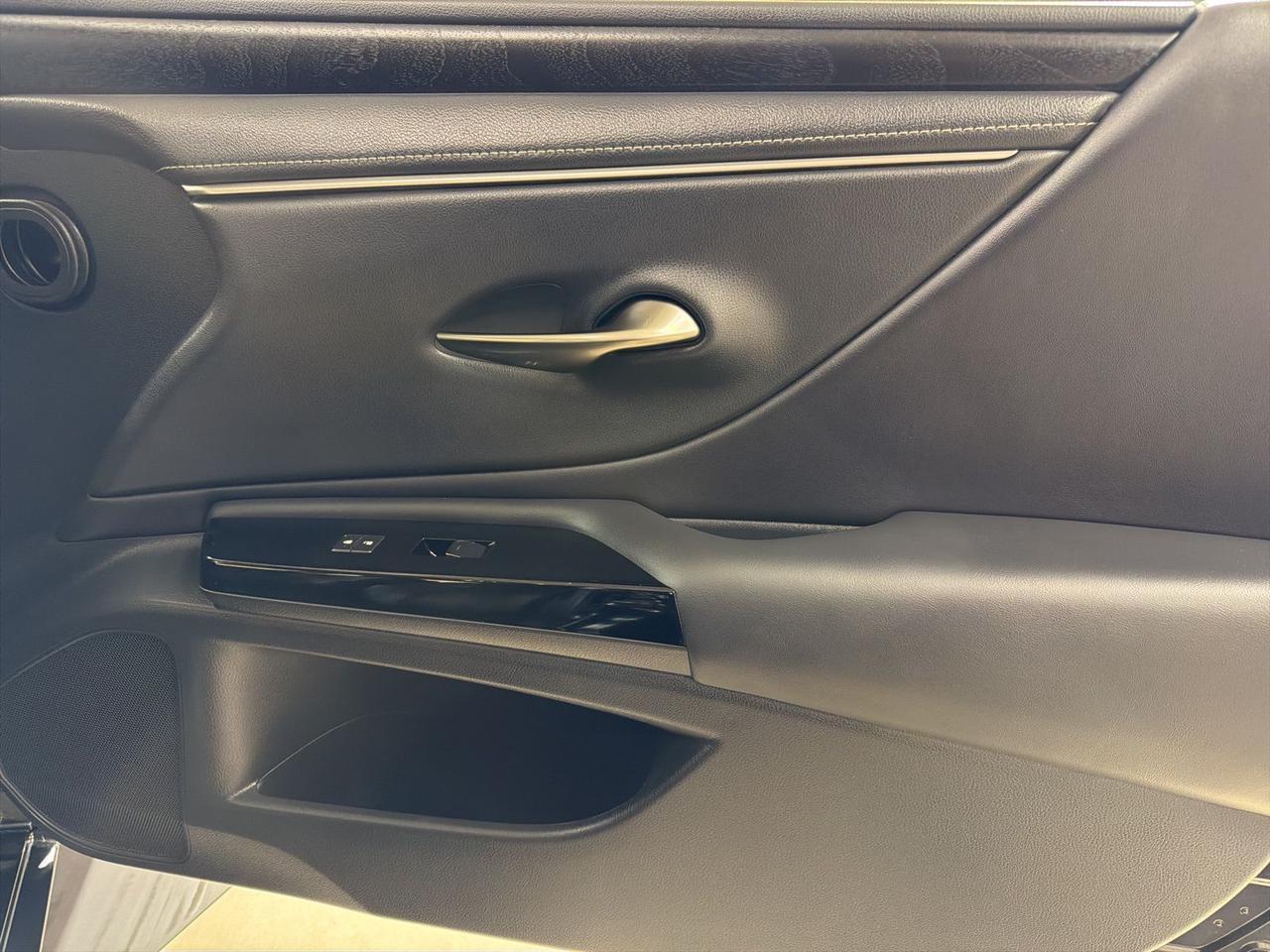 2024 Lexus ES 300h Annapolis MD