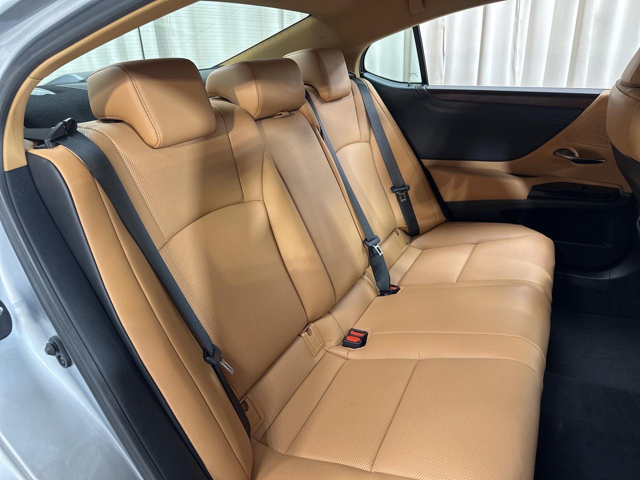 2024 Lexus ES 300h Annapolis MD