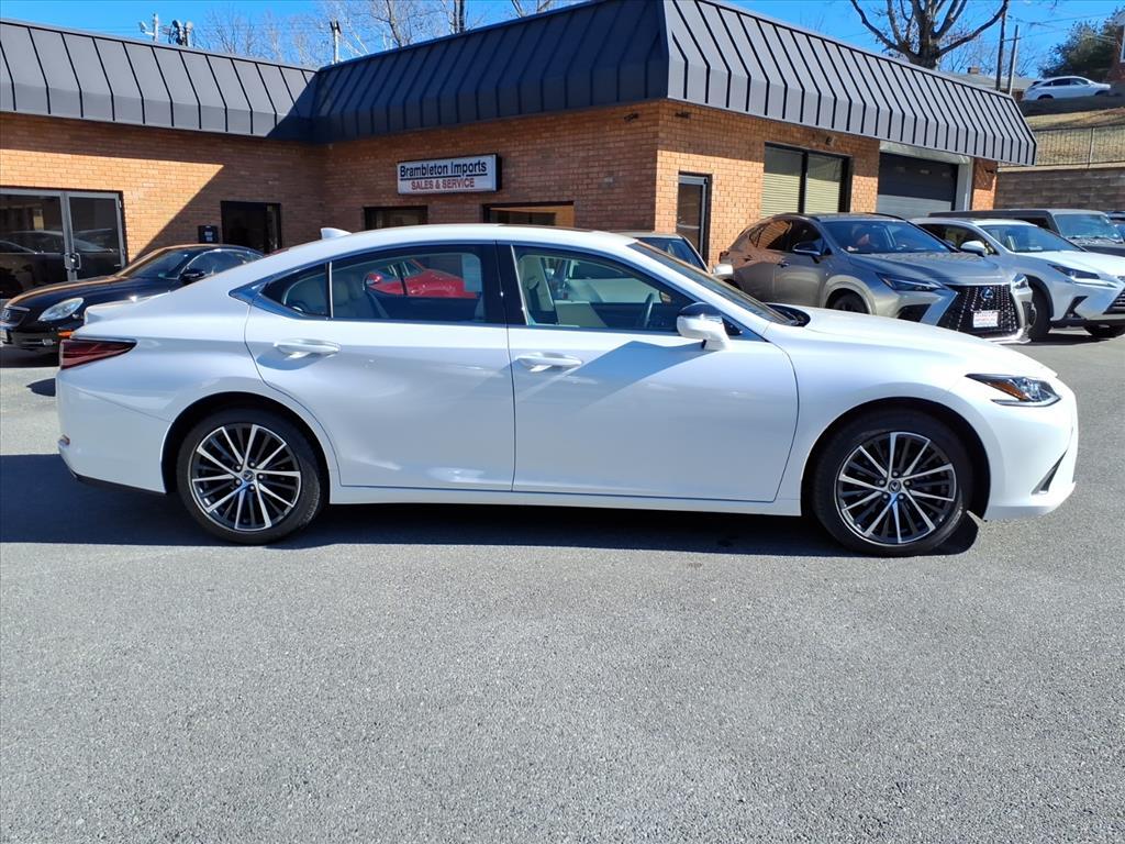 2024 Lexus ES 350 Base
