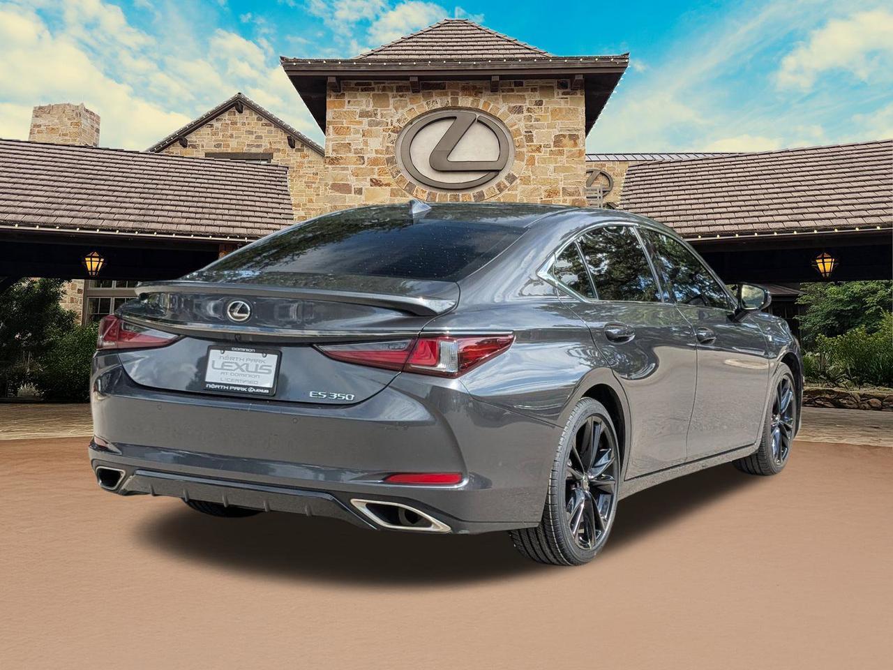 2024 Lexus ES 350 F SPORT Handling