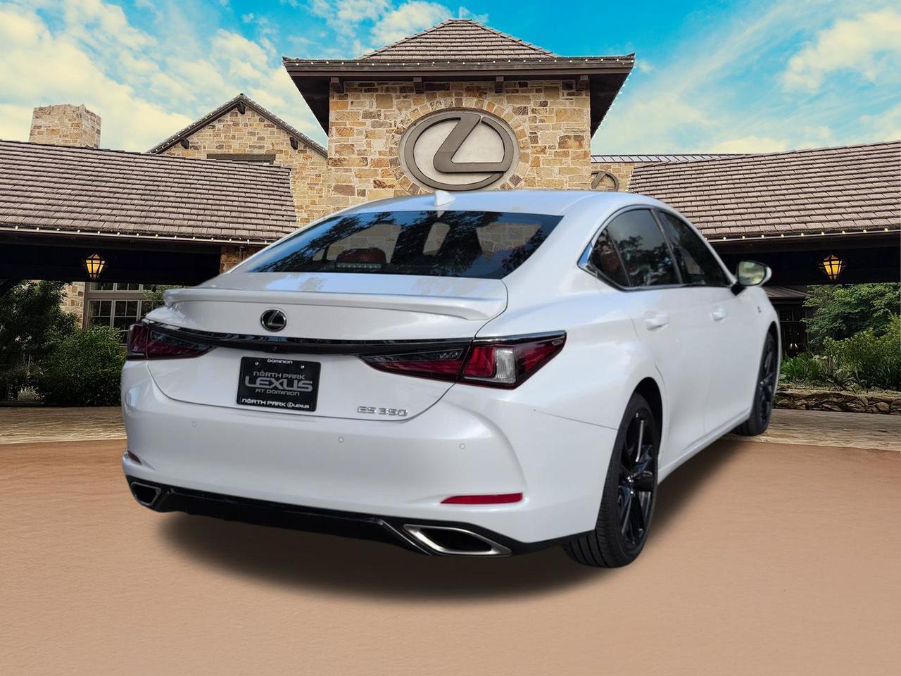 2024 Lexus ES 350 F SPORT Handling