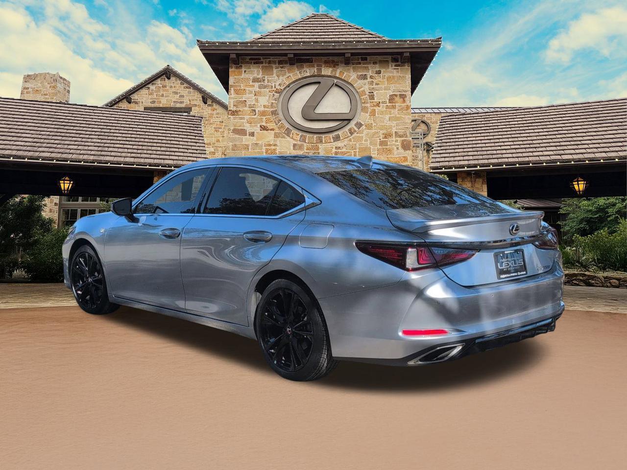 2024 Lexus ES 350 F SPORT Handling