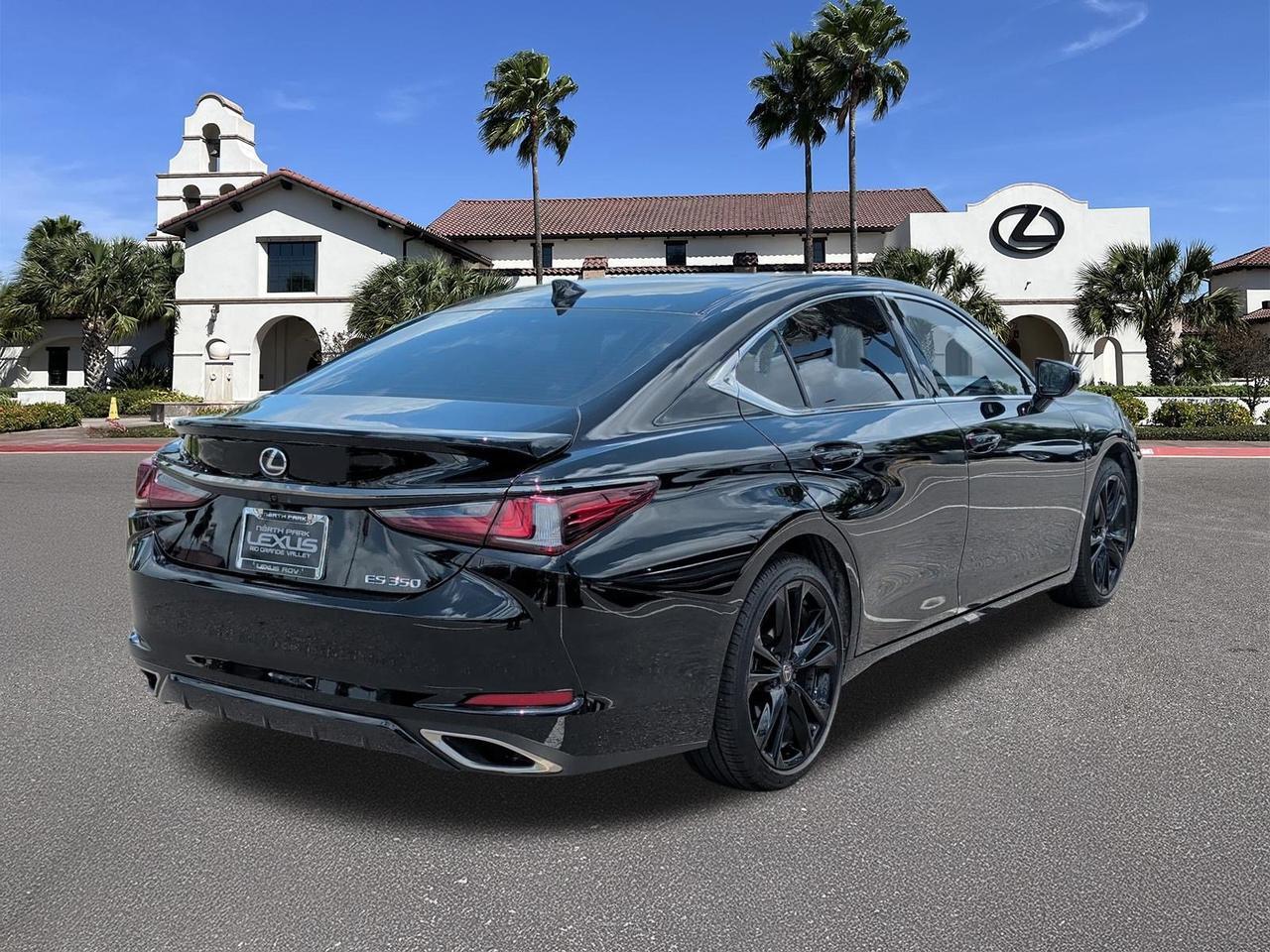 2024 Lexus ES 350 F SPORT Handling