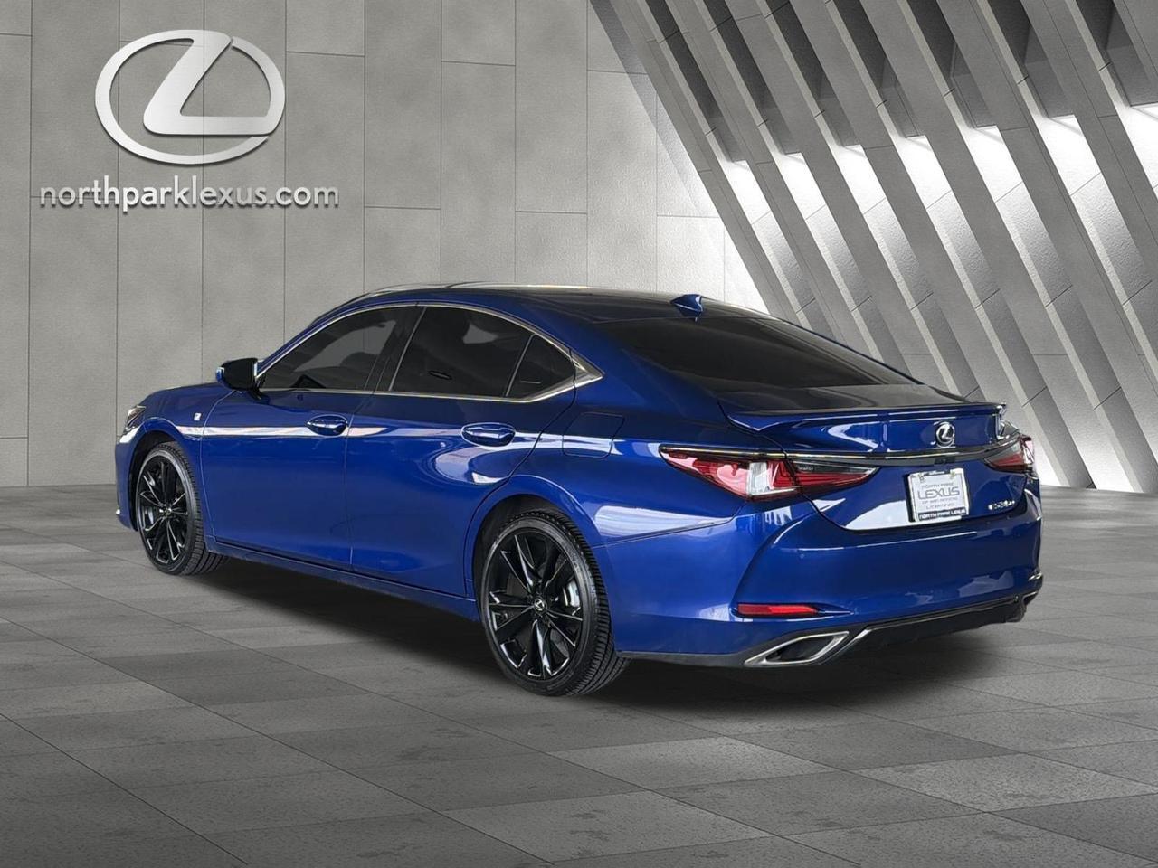 2024 Lexus ES 350 F SPORT Handling