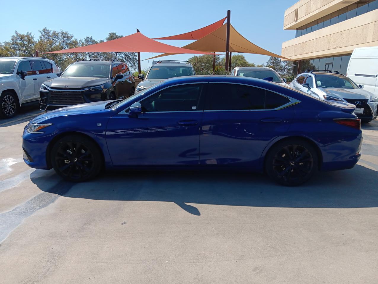 2024 Lexus ES 350 F SPORT Handling