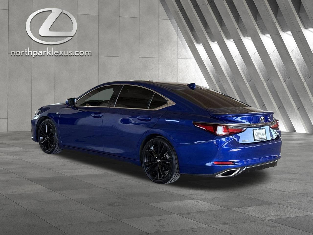 2024 Lexus ES 350 F SPORT Handling