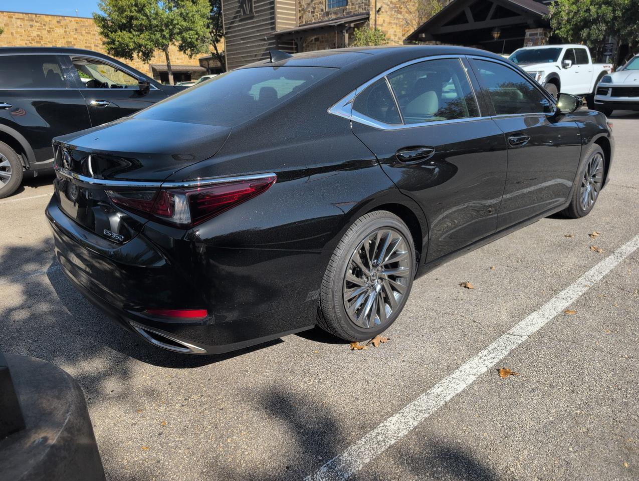 2024 Lexus ES 350 Luxury