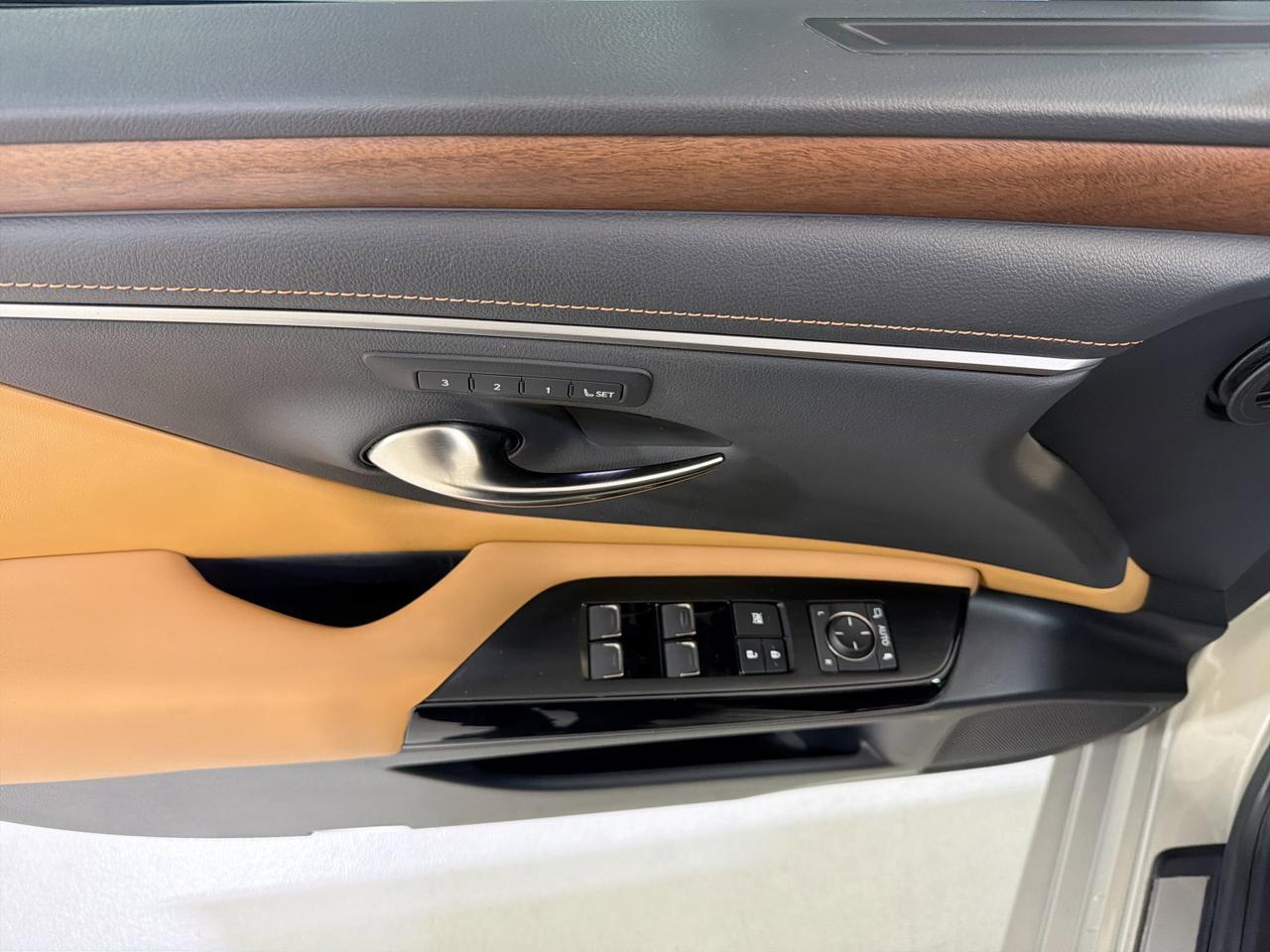 2024 Lexus ES 350 San Antonio TX