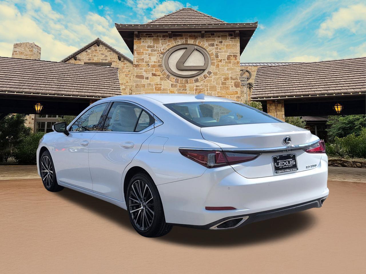 2024 Lexus ES 350