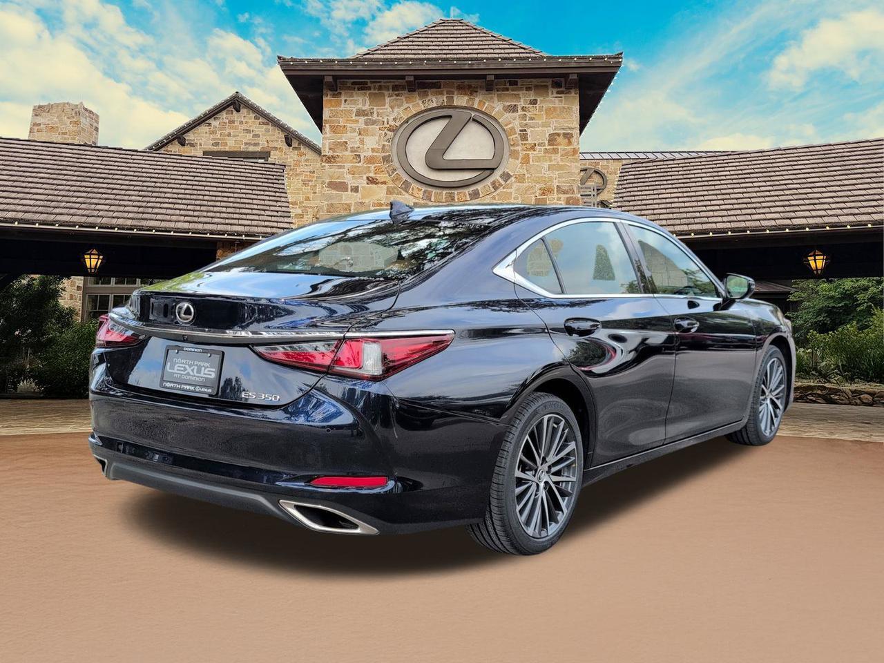 2024 Lexus ES 350