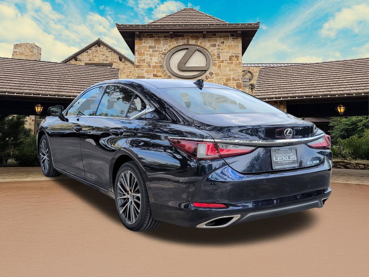 2024 Lexus ES 350