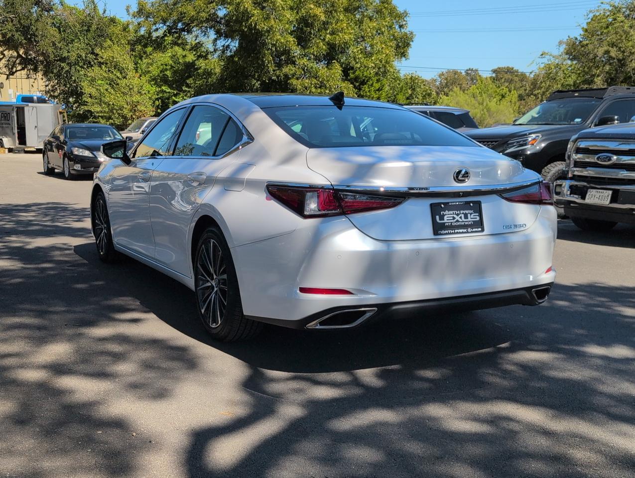 2024 Lexus ES 350