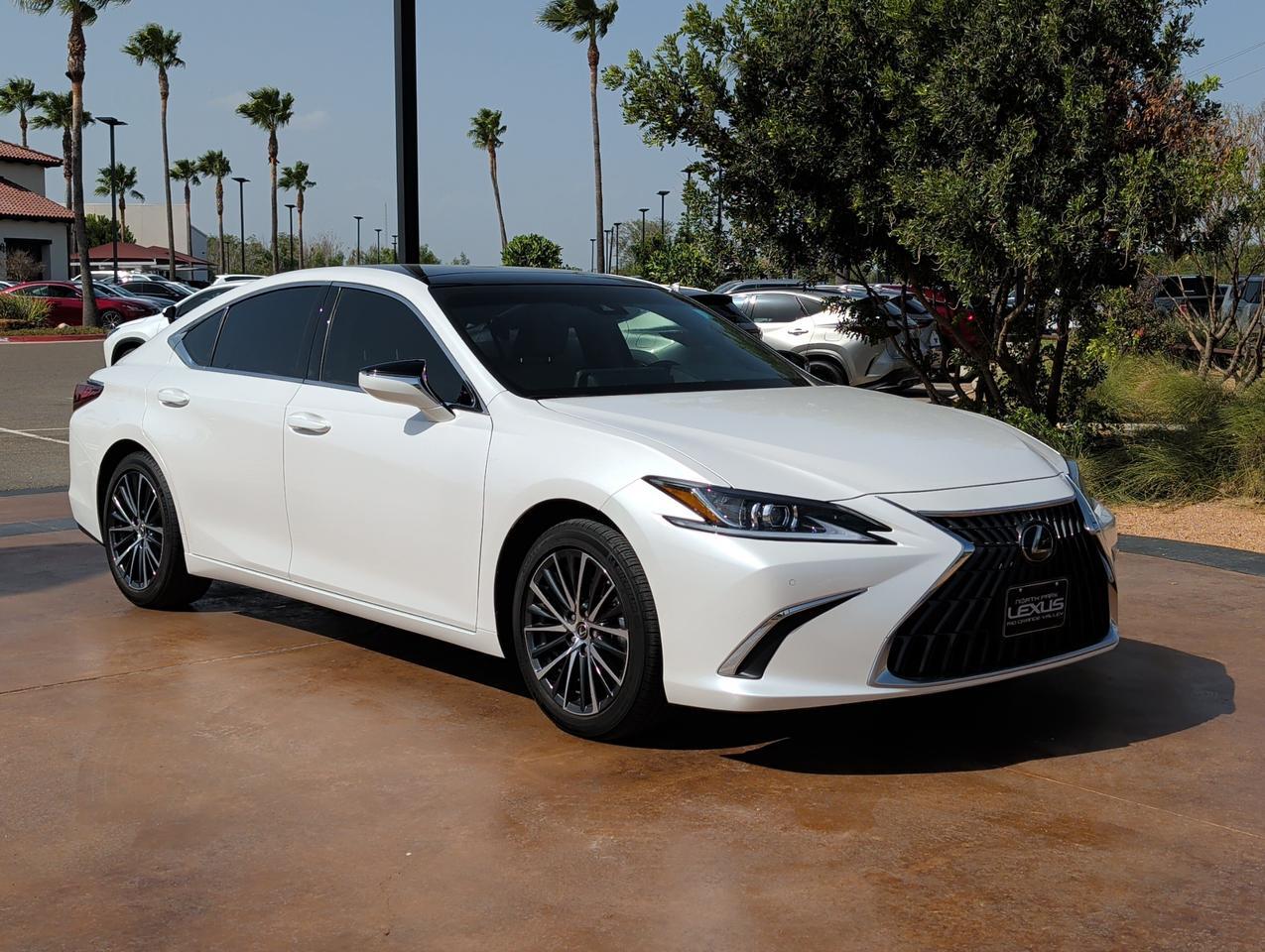 2024 Lexus ES