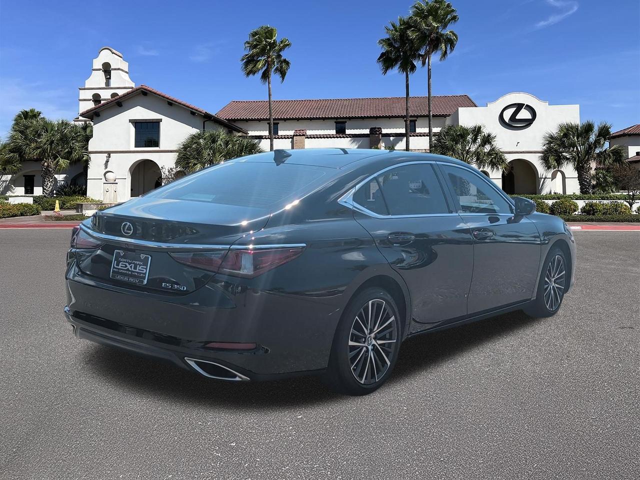 2024 Lexus ES 350