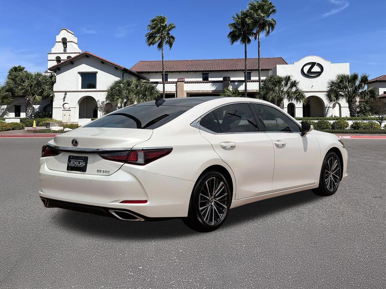2024 Lexus ES 350