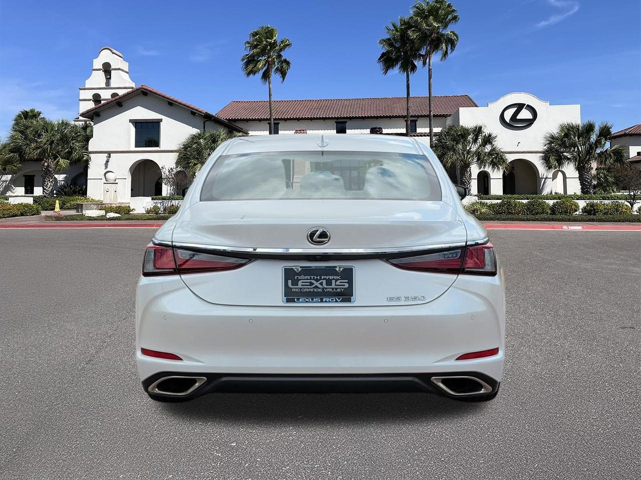 2024 Lexus ES 350