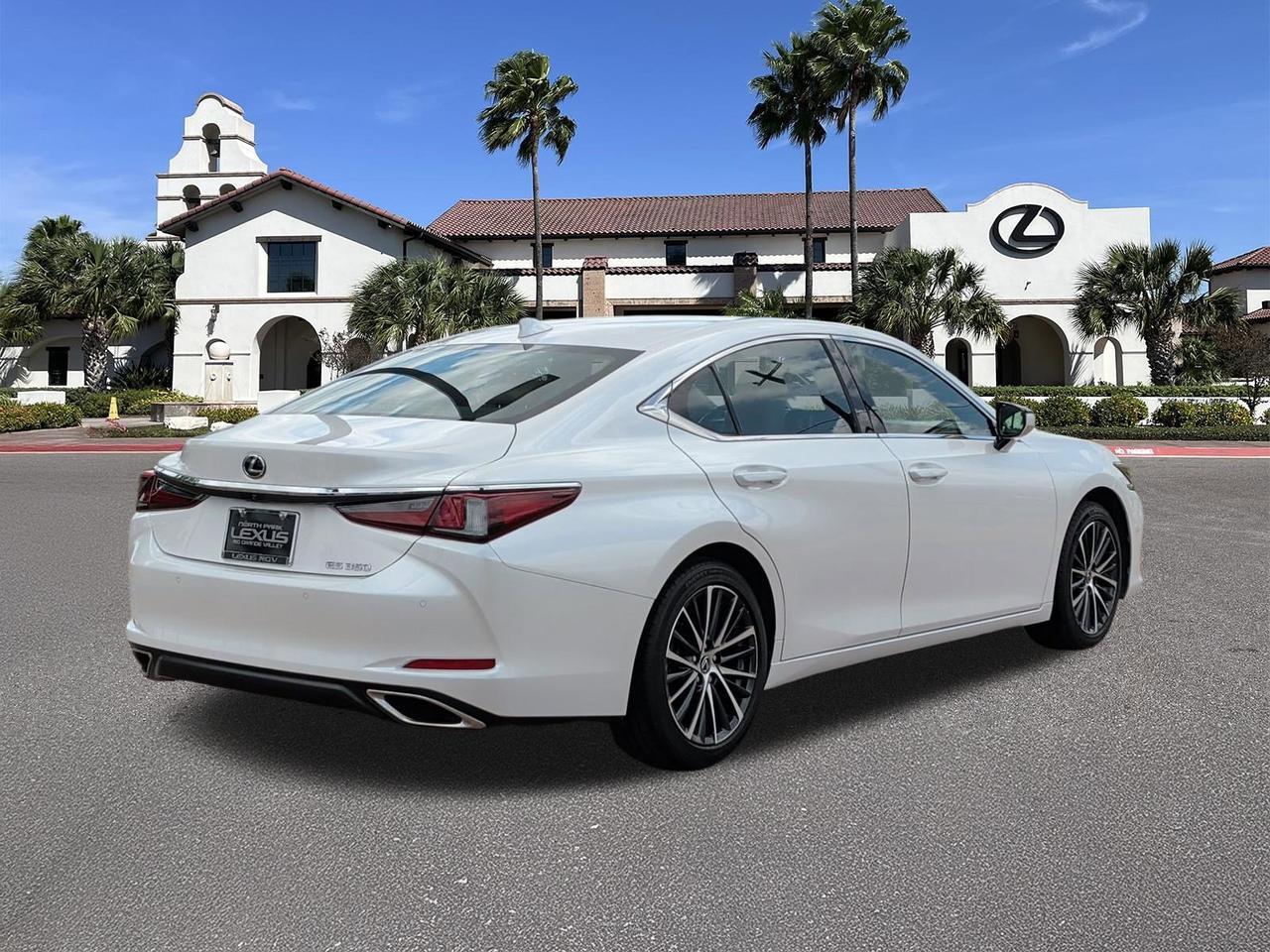 2024 Lexus ES 350