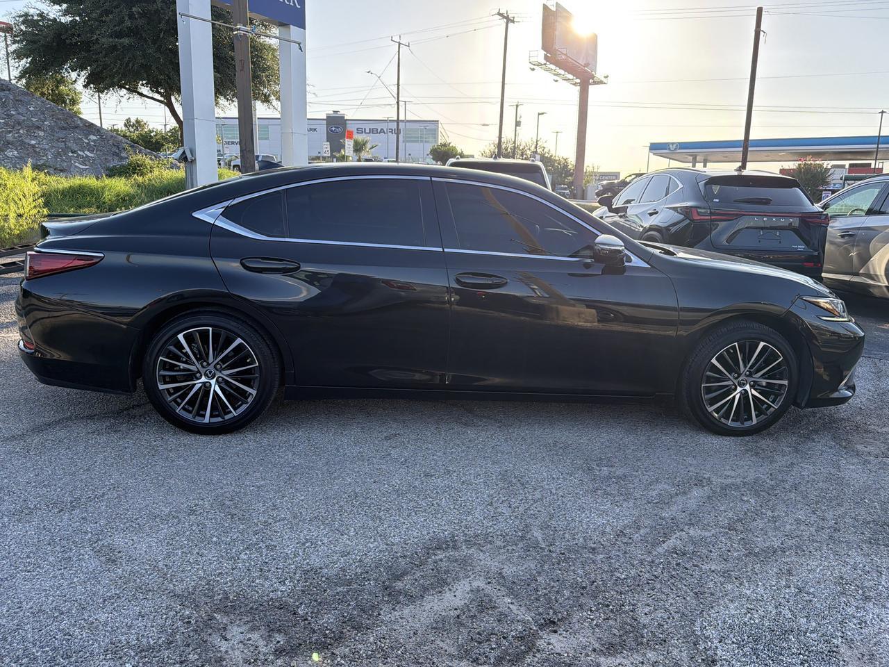 2024 Lexus ES 350
