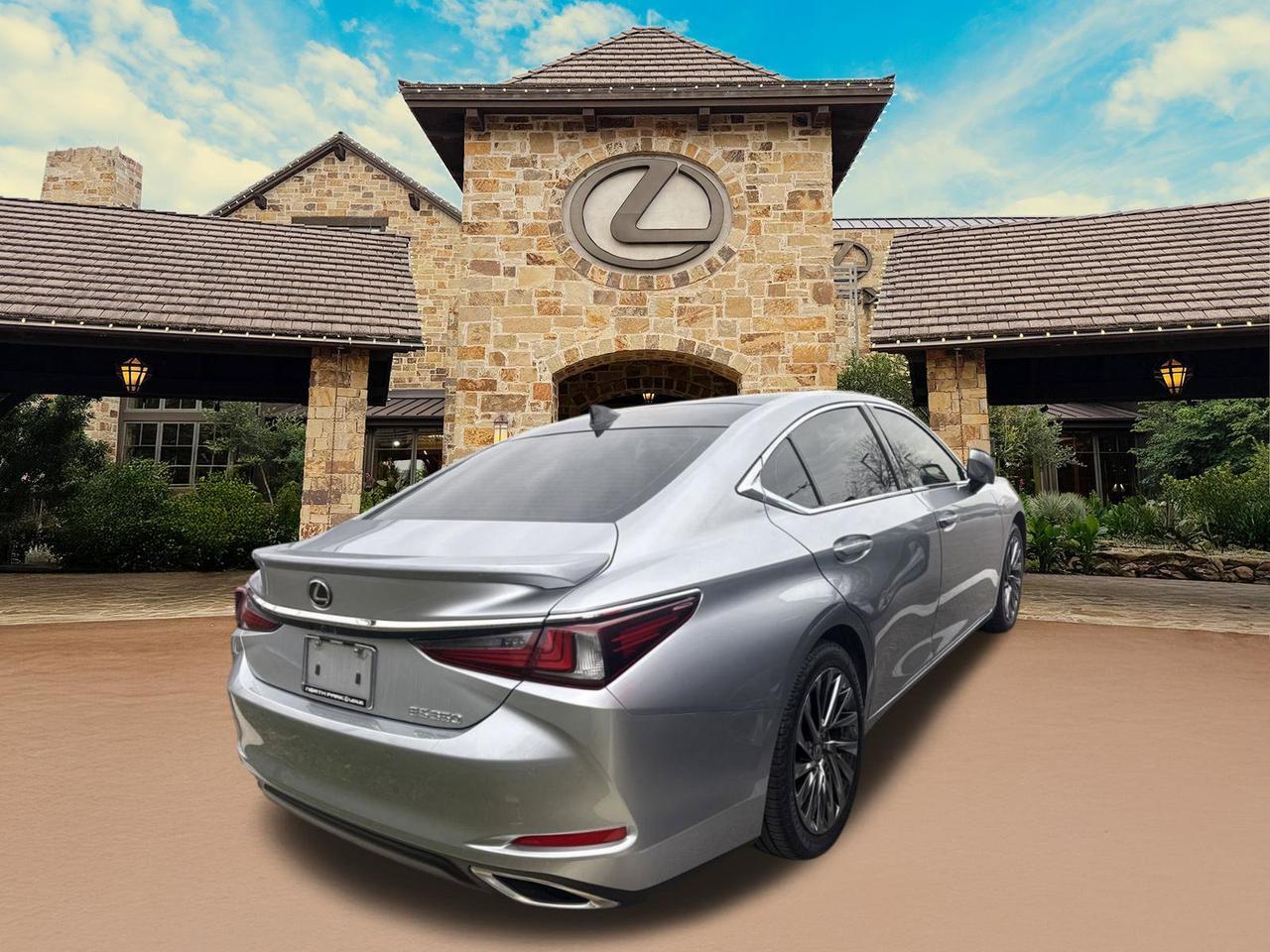 2024 Lexus ES 350 Ultra Luxury