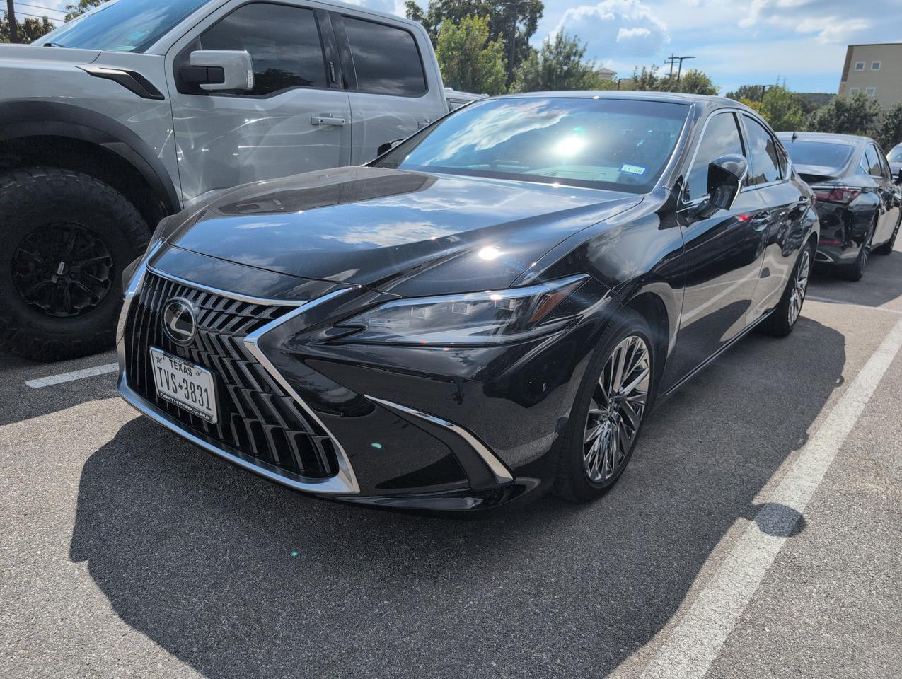 2024 Lexus ES