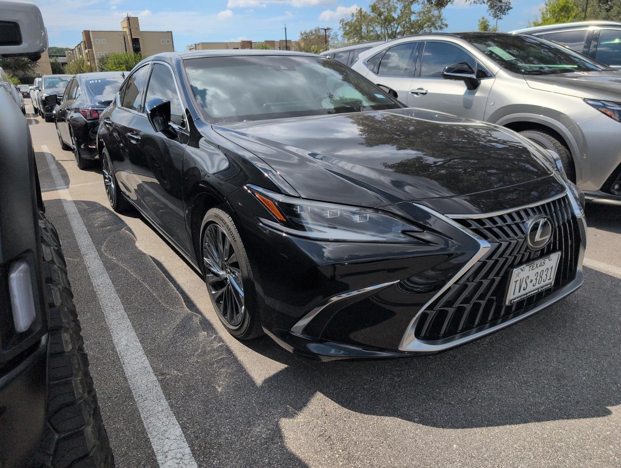 2024 Lexus ES 350 Ultra Luxury