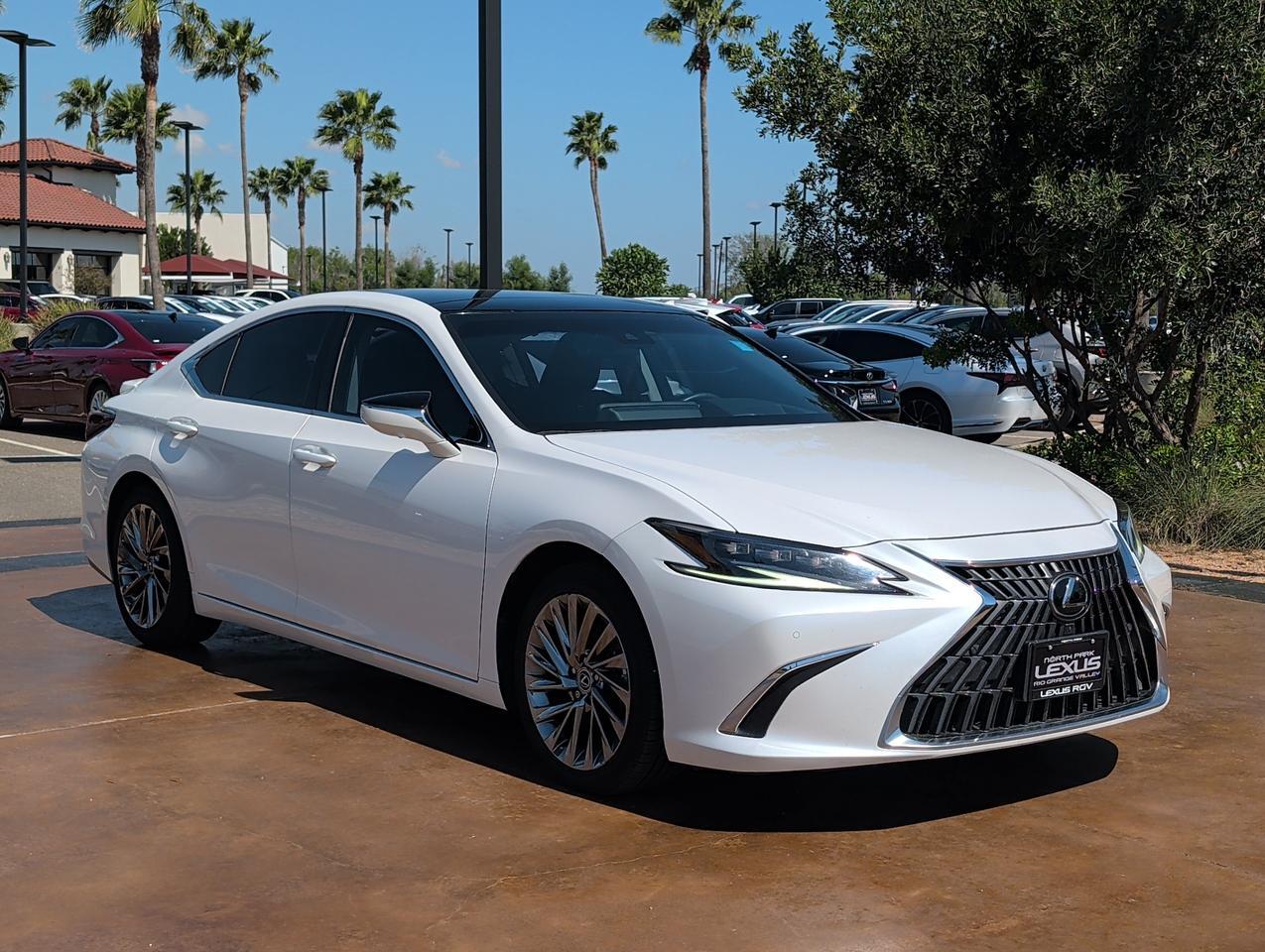 2024 Lexus ES