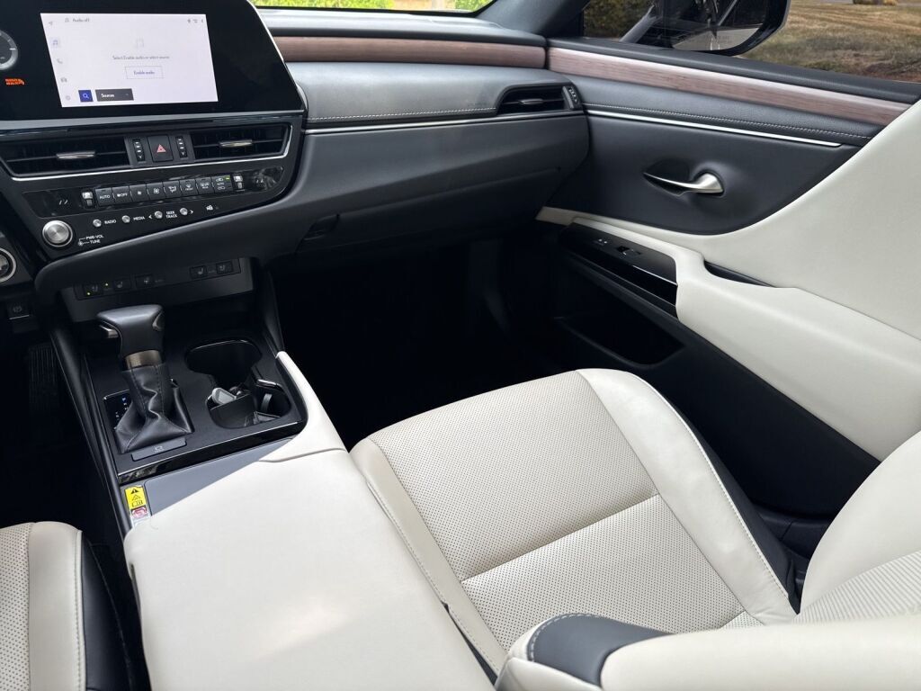 2024 Lexus ES 350 Richmond VA