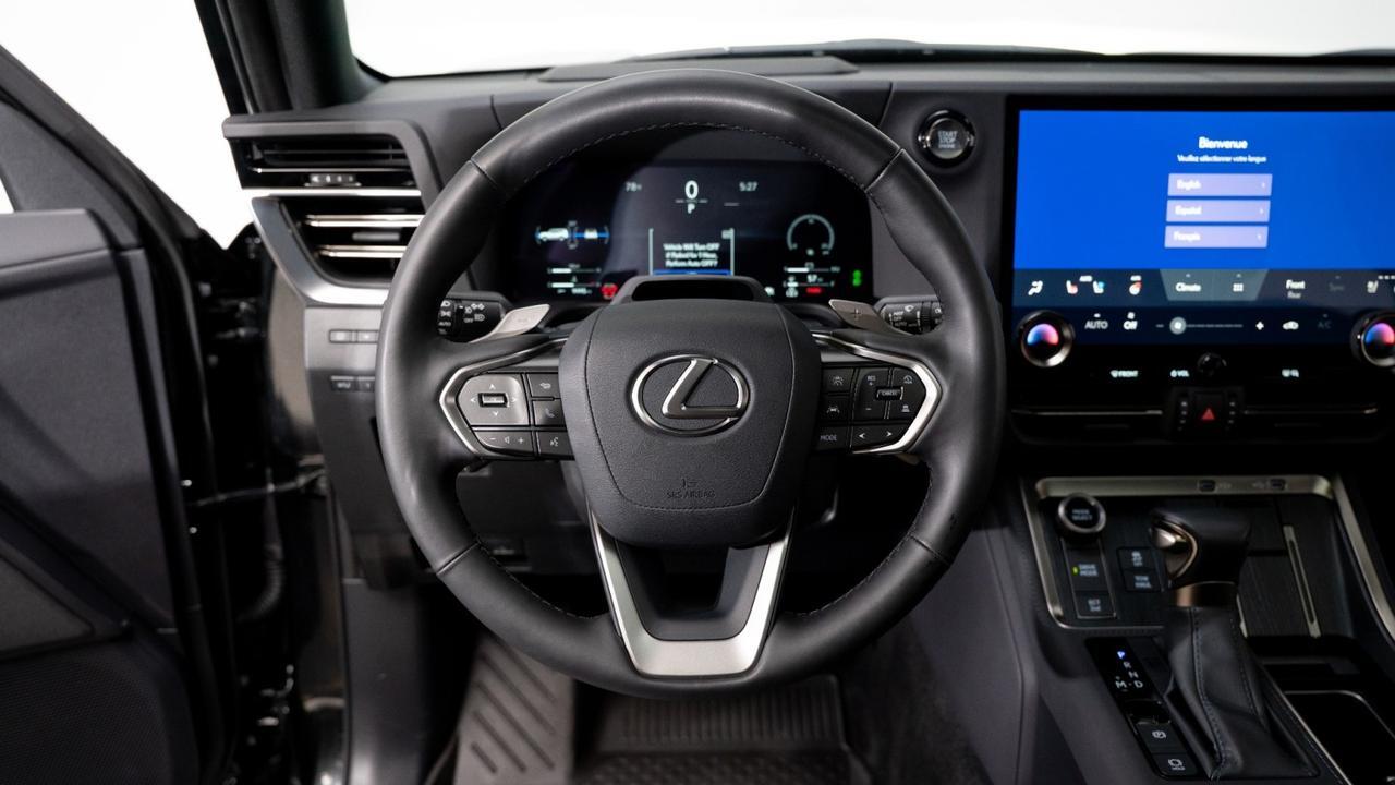 2024 Lexus GX 550 Luxury + w/ 2nd Row Captians Chairs Franklin TN