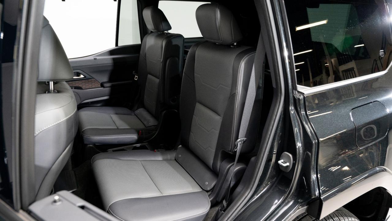 2024 Lexus GX 550 Luxury + w/ 2nd Row Captians Chairs Franklin TN