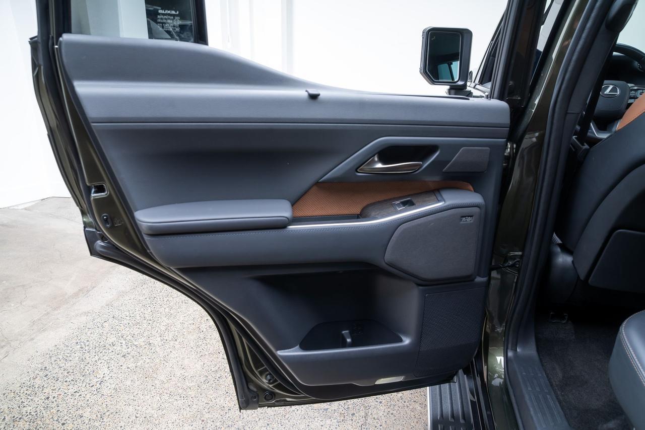 2024 Lexus GX 550 Luxury Head-Up Display Mark Levinson Sound Portland OR