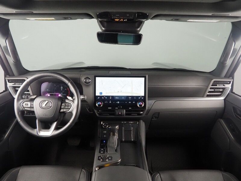 2024 Lexus GX 550 Premium+ 4WD *HEADS-UP DISPLAY, NAVIGATION, ADAPTIVE CRUISE, SAFETY ALERTS, 360 VIEW CAMERAS, 14 INCH DISPLAY, MOONROOF, CLIMATE SEATS, HEATED STEERING, 2ND ROW CAPTAIN'S, INTUITIVE PARK ASSIST, WIRELESS CHARGING, ANDROID & APPLE