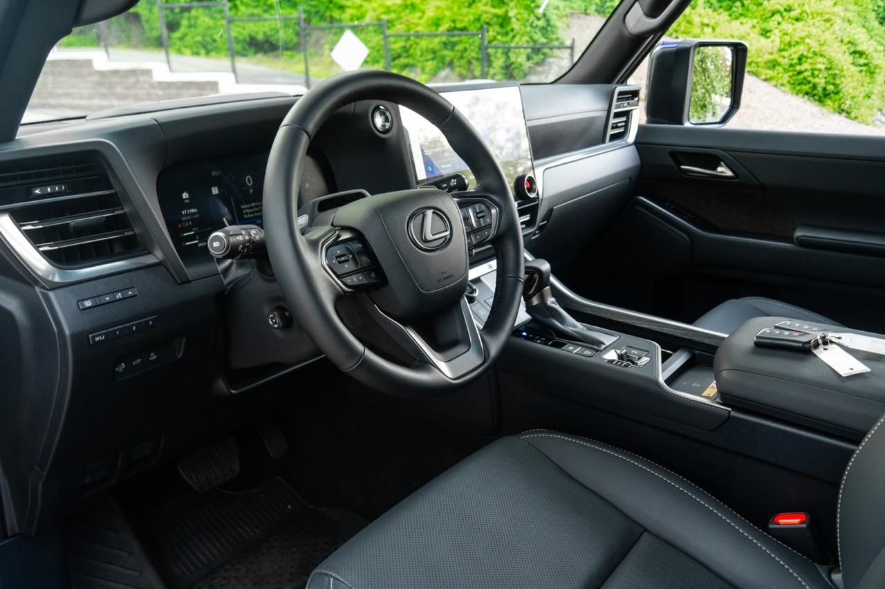2024 Lexus GX 550 Premium Yonkers NY
