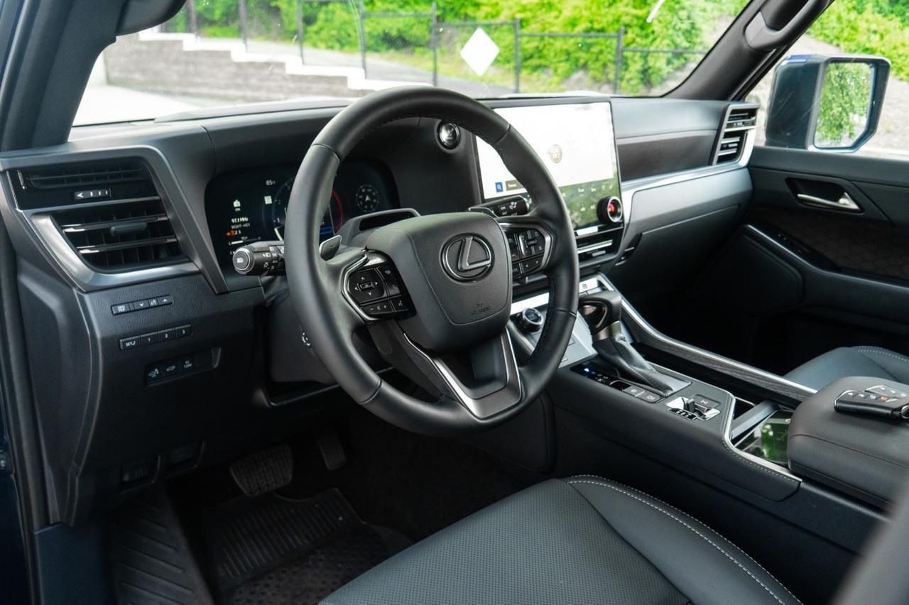 2024 Lexus GX 550 Premium Yonkers NY