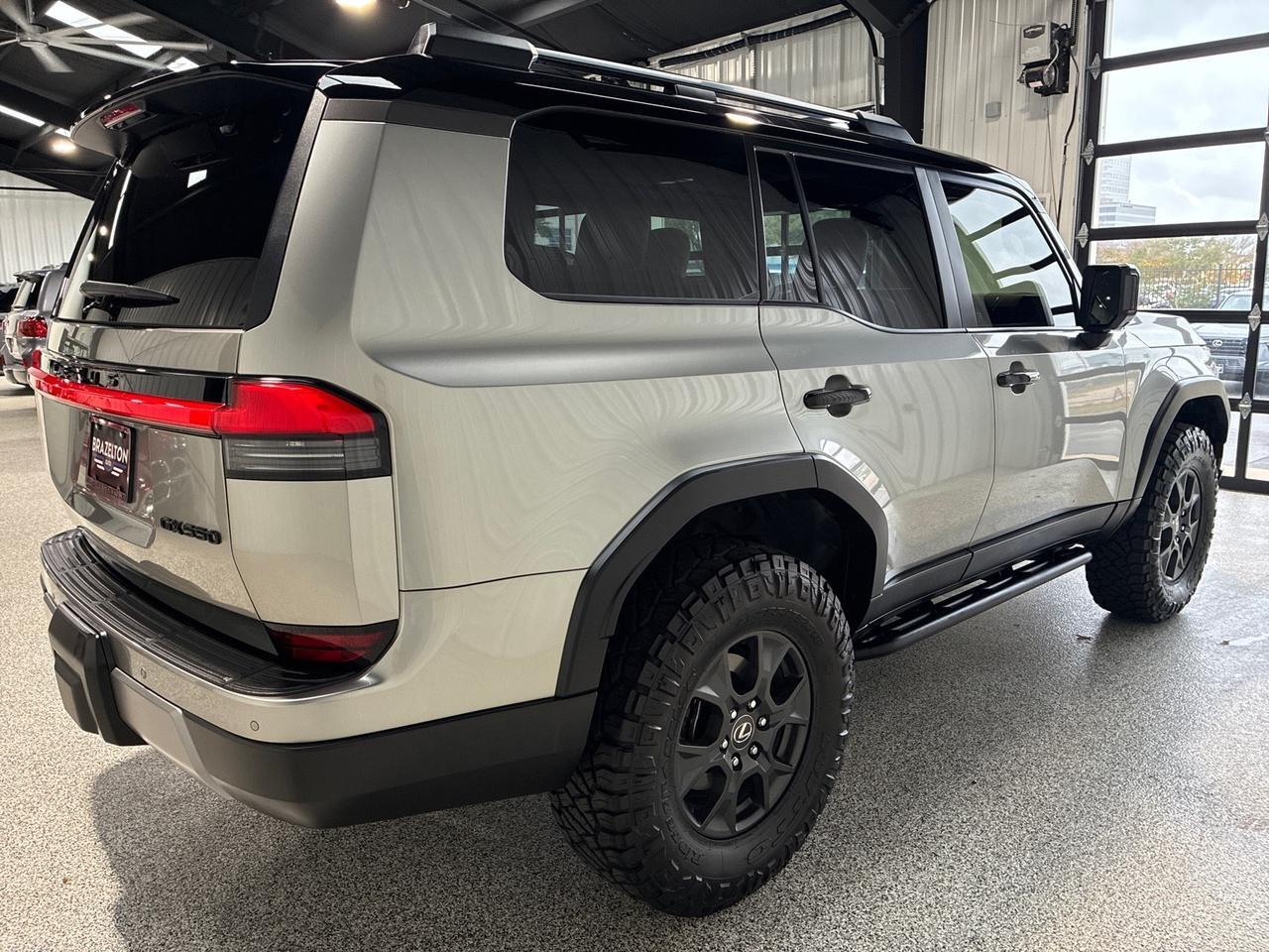 2024 Lexus GX550 Overtrail, Wescott Design Lift, Nitto Ridge Grappler Tires, HUD, Cool Box,, Traffic Jam Assist, Rock Rails