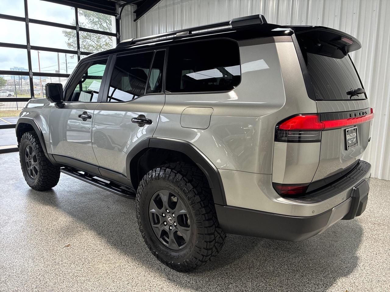 2024 Lexus GX550 Overtrail, Wescott Design Lift, Nitto Ridge Grappler Tires, HUD, Cool Box,, Traffic Jam Assist, Rock Rails