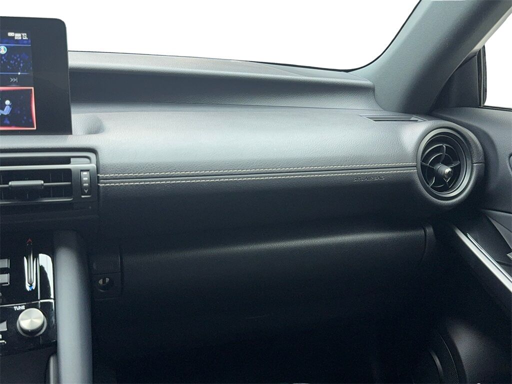 2024 Lexus IS 300 CAM,SUNROOF,CLMT STS,BLIND SPOT,18&quot; WLS Plano TX
