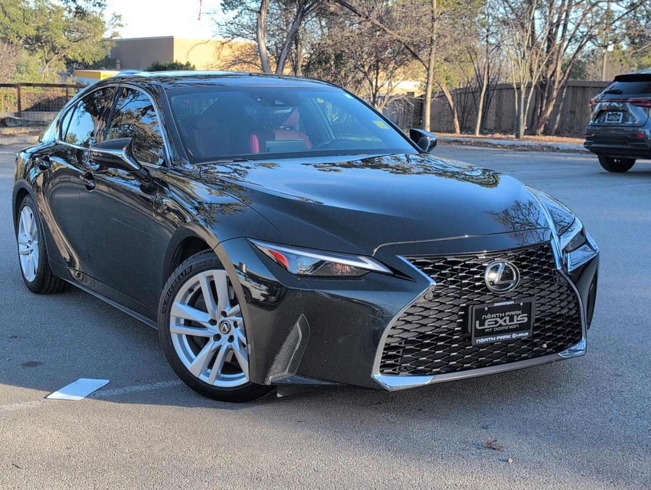 2024 Lexus IS 300