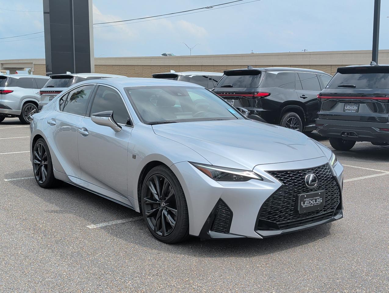 2024 Lexus IS 300
