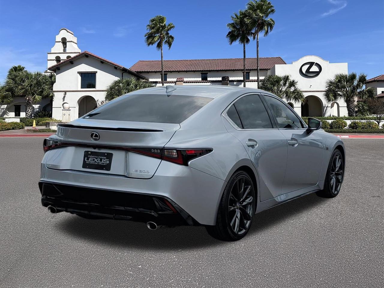 2024 Lexus IS 300