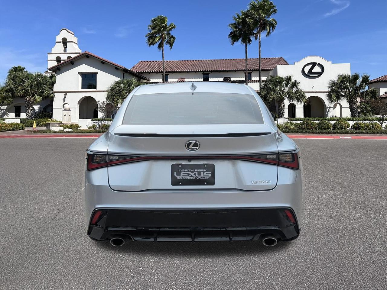 2024 Lexus IS 300