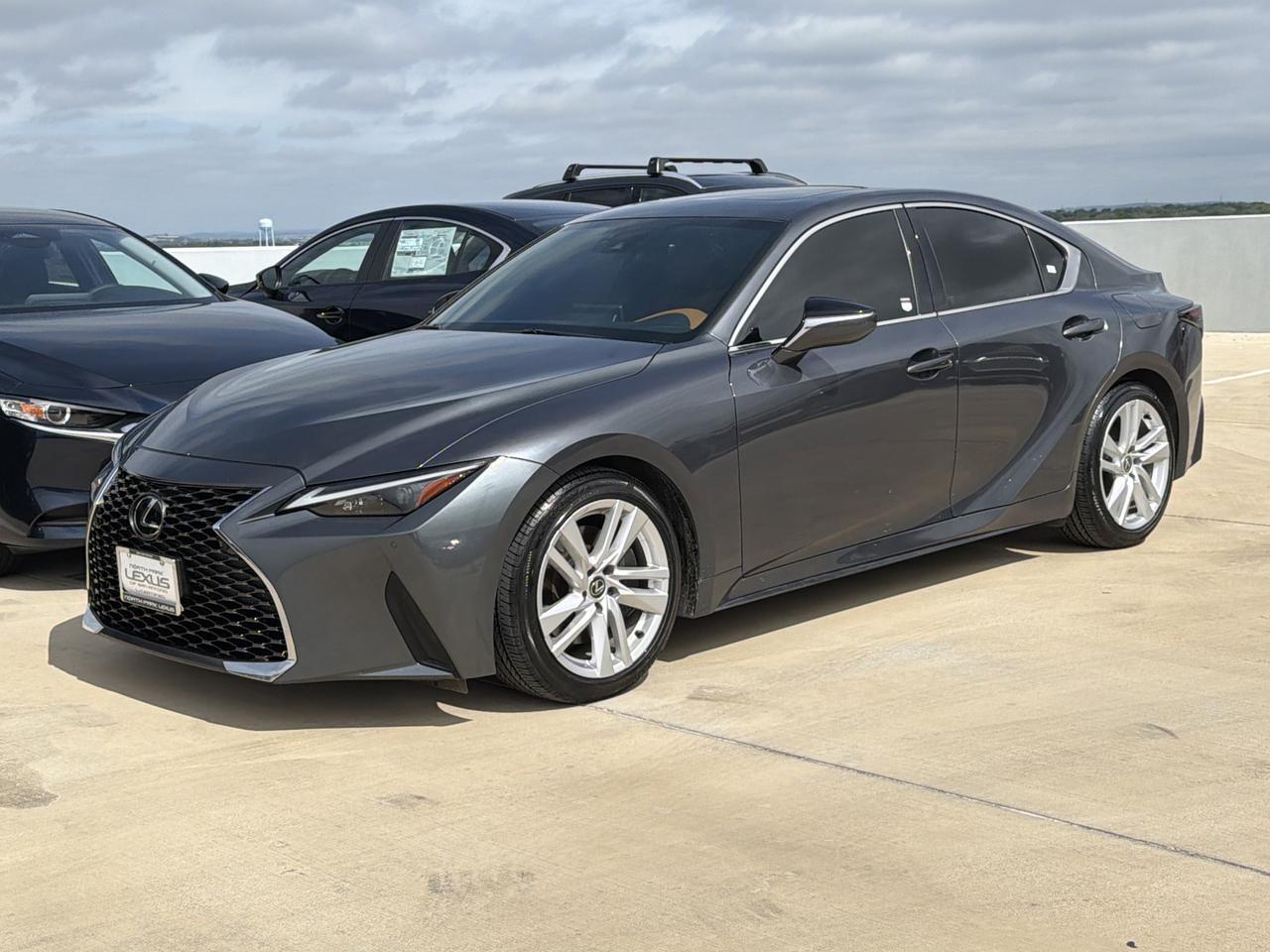 2024 Lexus IS 300