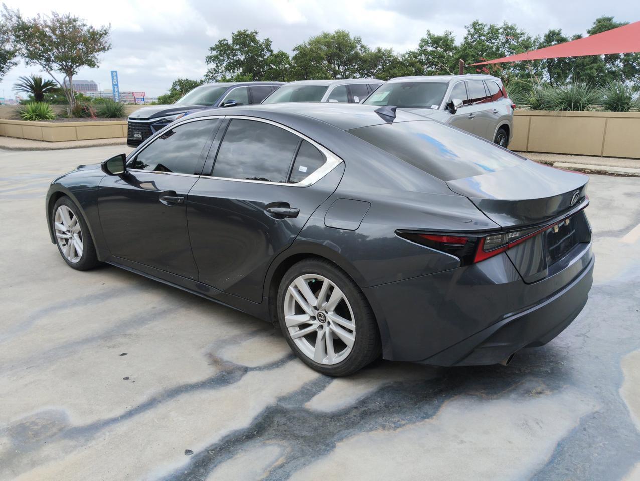 2024 Lexus IS 300