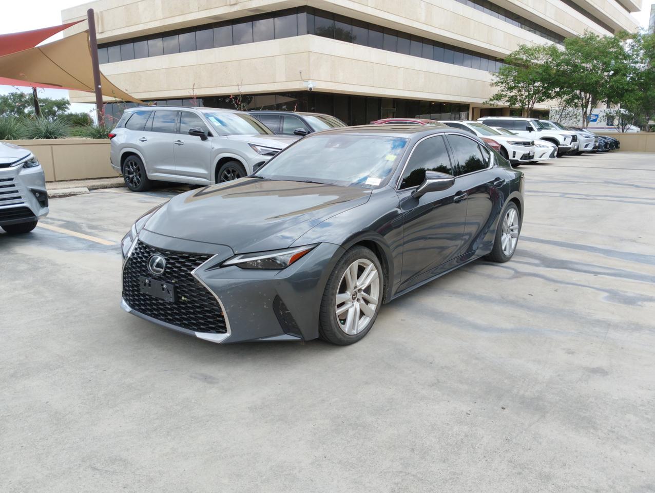 2024 Lexus IS 300
