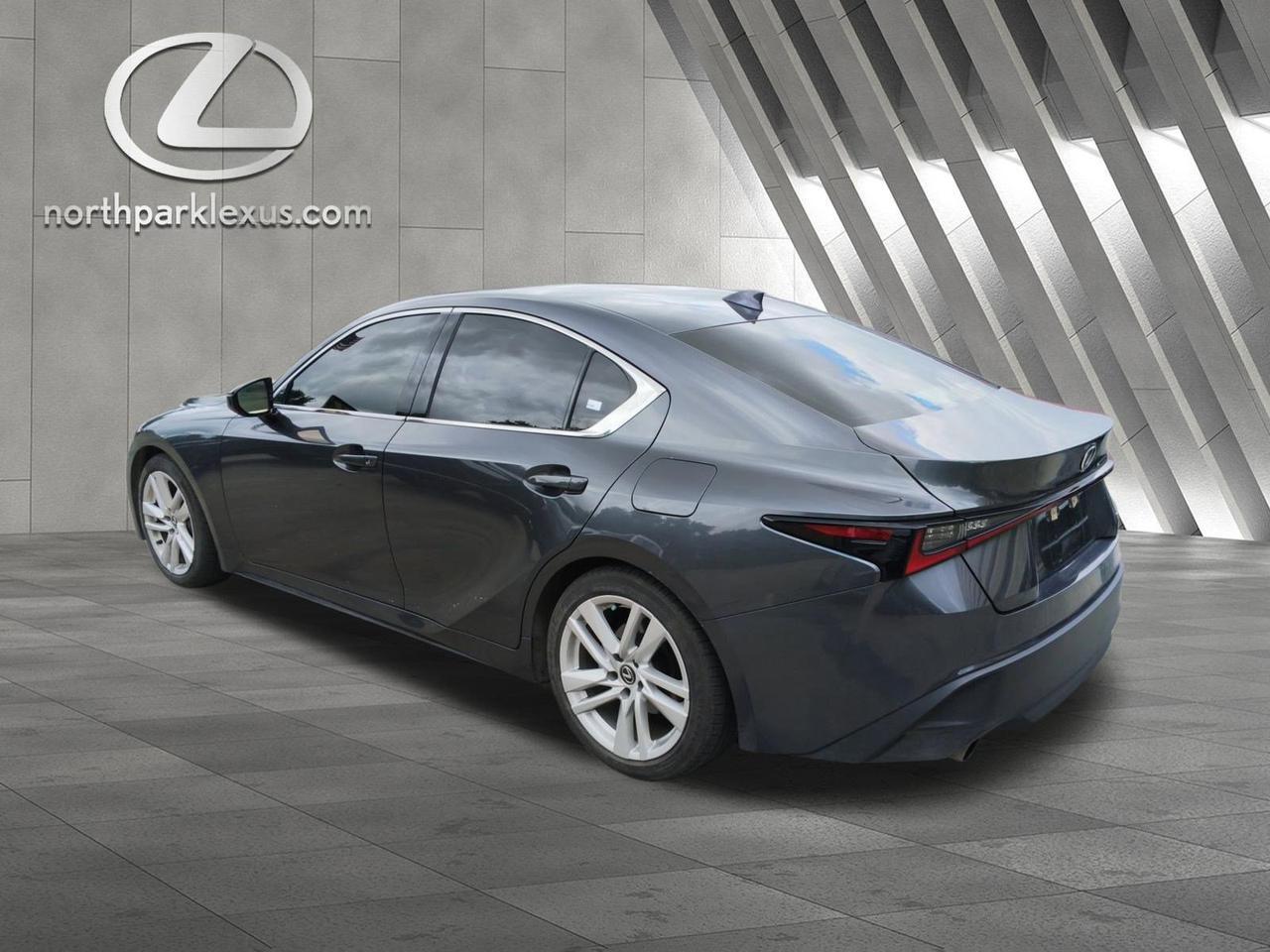 2024 Lexus IS 300
