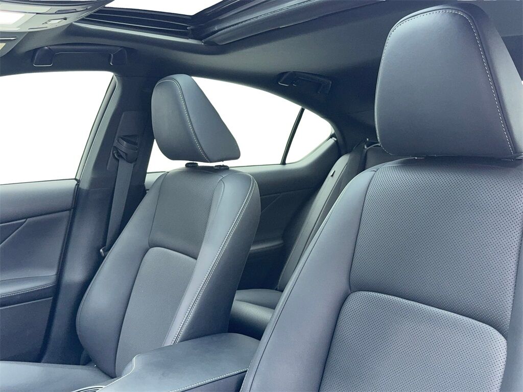2024 Lexus IS 350 F SPORT Design CAM,SUNROOF,CLMT STS,BLIND SPOT Plano TX