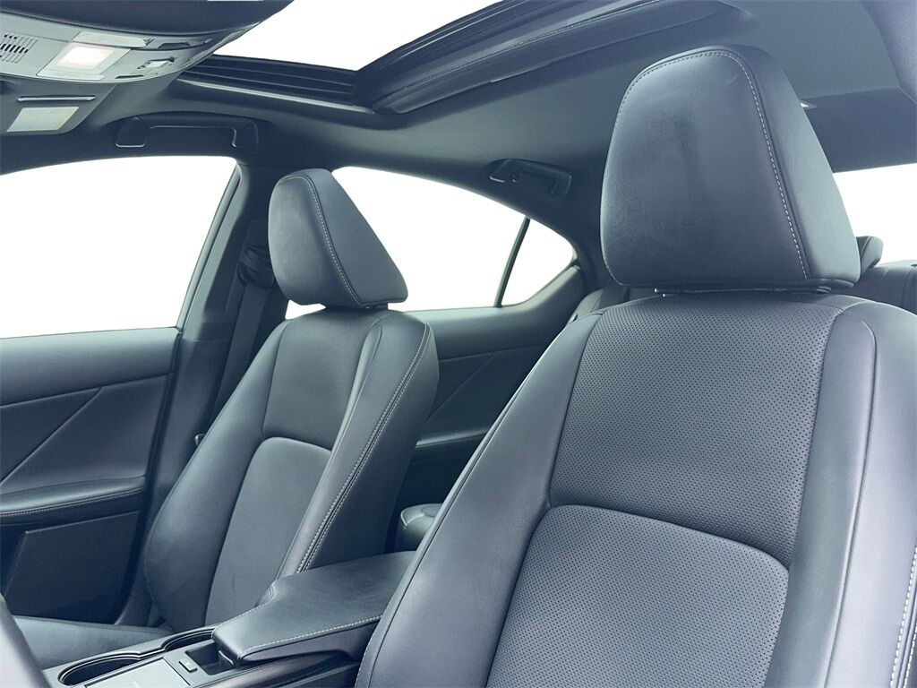 2024 Lexus IS 350 F SPORT Design CAM,SUNROOF,CLMT STS,BLIND SPOT Plano TX